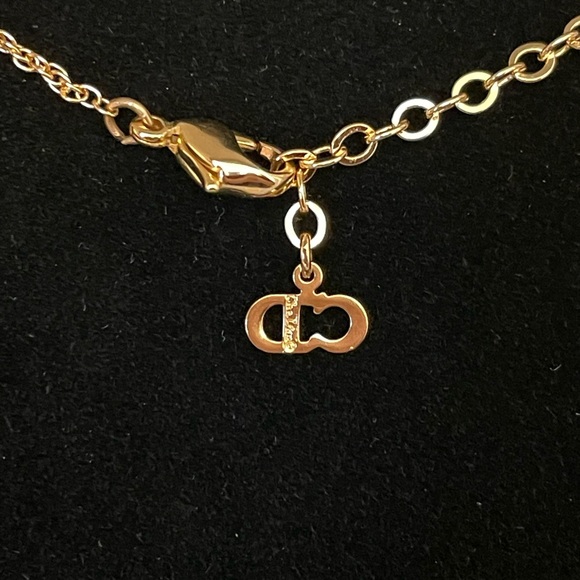 Christian Dior Necklace - Excellent Condition - Picture 5 of 8